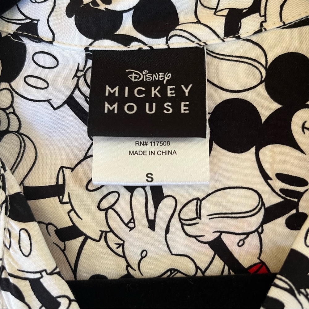 Disney Mickey Mouse Patterned Woven Button Down S… - image 5